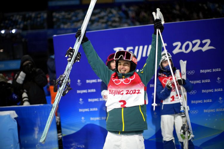 Smooth run on bumpy course nets Anthony Olympic moguls title